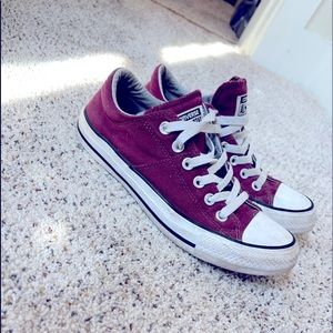 Womans Converse sneakers